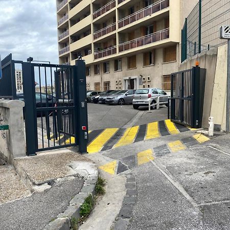 Appartement T4 A Deux Pas De La Gare St Charles Marselha Exterior foto