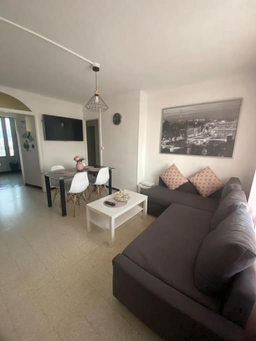 Appartement T4 A Deux Pas De La Gare St Charles Marselha Exterior foto