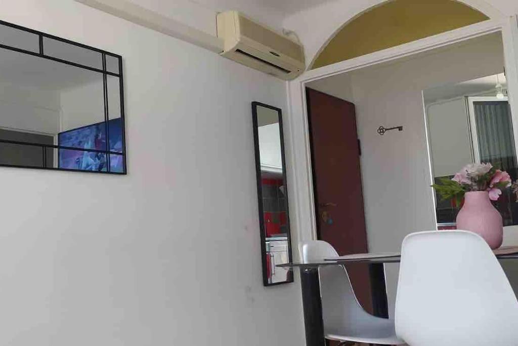 Appartement T4 A Deux Pas De La Gare St Charles Marselha Exterior foto