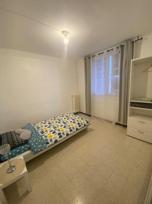 Appartement T4 A Deux Pas De La Gare St Charles Marselha Exterior foto